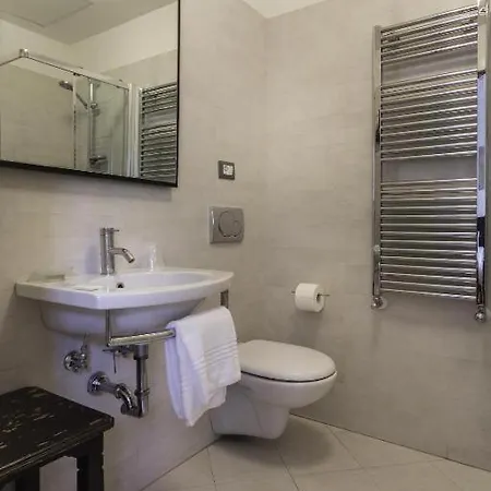 Taj Luxury * ميستر
