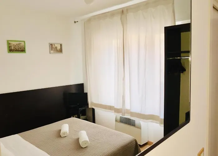 Taj Luxury Affittacamere *