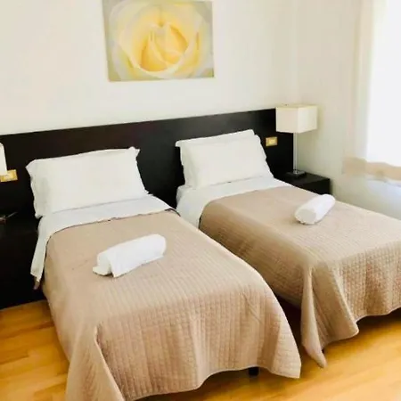 Casa de hóspedes Taj Luxury Mestre